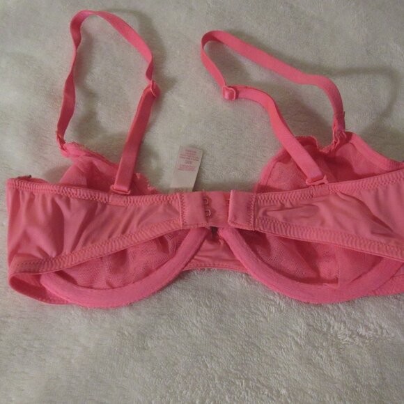 Victoria's Secret Pink Lace Unlined Demi Bra  32C - Picture 3 of 6